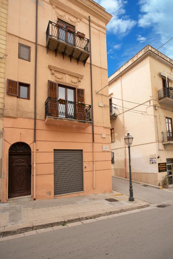 Cassaro Casa Vacanze Castellammare del Golfo Buitenkant foto